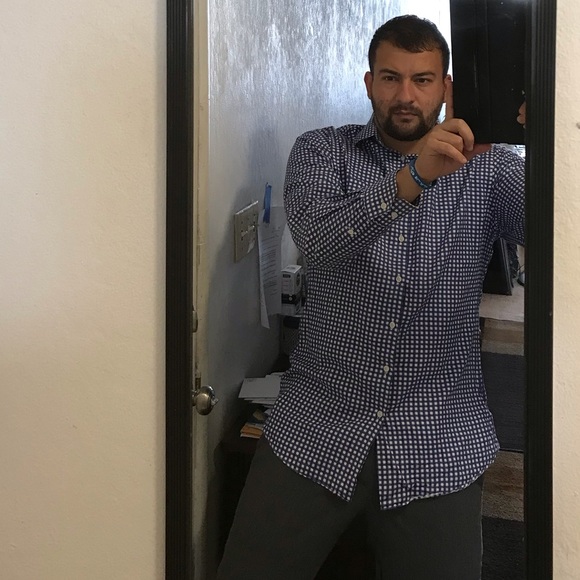 Neiman Marcus Blue and White Checkered Button Shirt - Picture 11 of 11